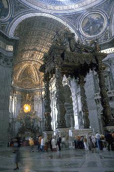 L.Berninis. Šv. Petro sostas (altorius) ir baldakimas. Šv. Petro bazilika. Roma. 1657-66 m.