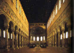 Ravenos šv. Apolinaro bazilika. Ankstyvosios krikščionybės statinys. ~530
