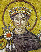Imperatorius Justinjanas. Mozaikos fragmentas. San Vitalės bažnyčia. Ravena. 6 a.