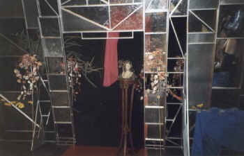 A. Žibikas. J.Anouilh "Bamba". Lietuvos nacionalinis dramos teatras. 2002